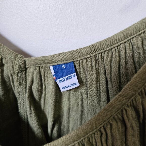 EUC OLD NAVY OLIVE SPAGHETTI STRAP SWING STYLE GAUZY TANK TOP SIZE SMALL - Picture 8 of 11